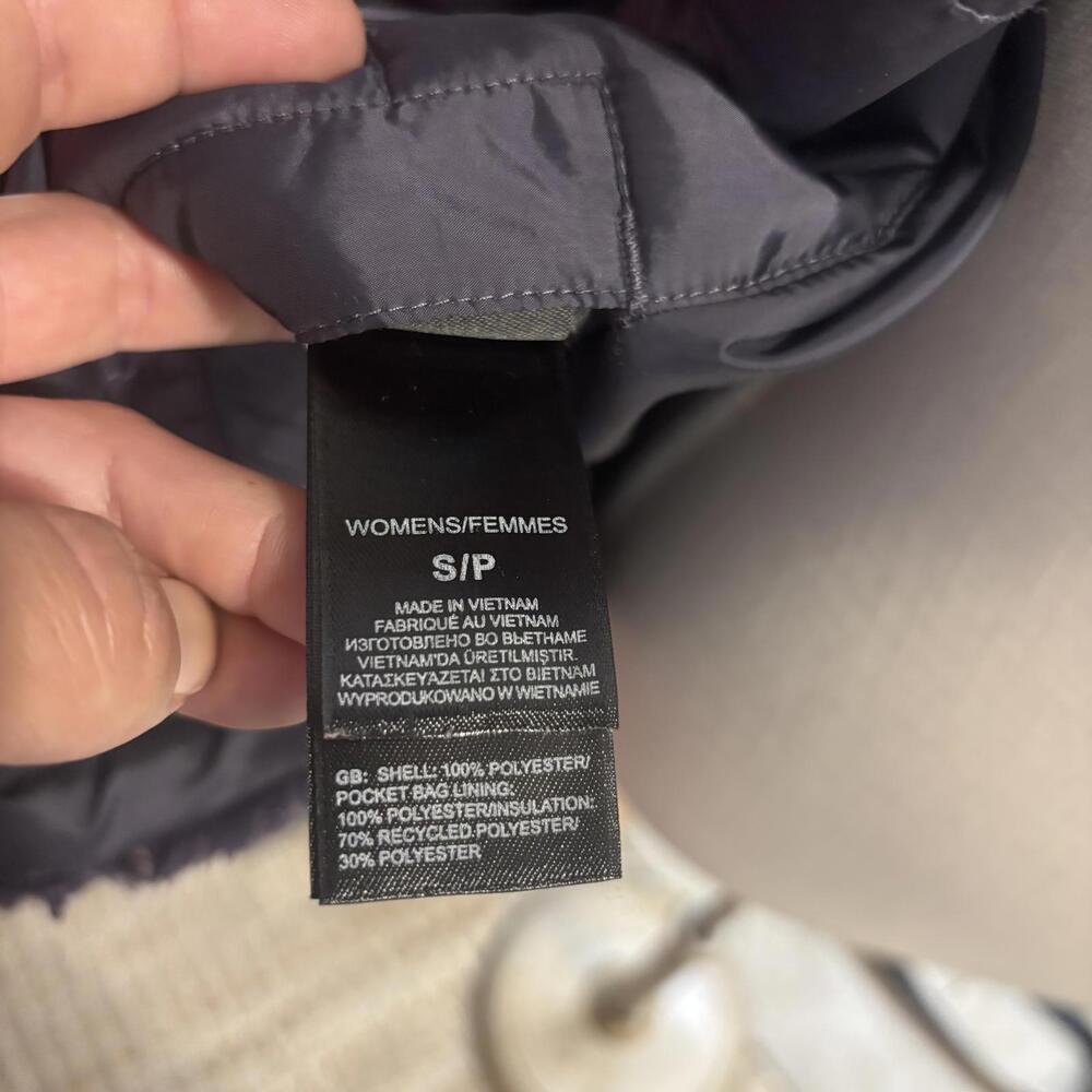 The North Face fleece reversible vest sz small - Picture 5 of 5